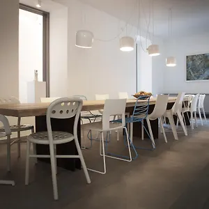 Ξενοδοχείο Marina Piccola, Μαναρόλα